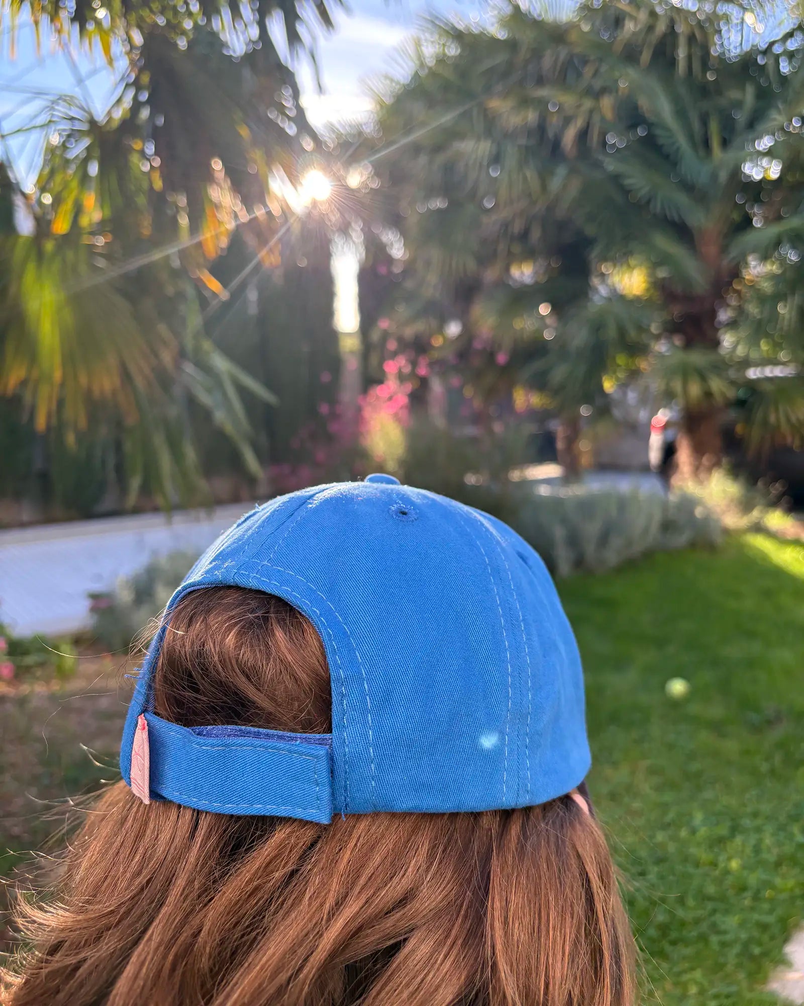 Moody Mochi Cap Blue & Dark Purple